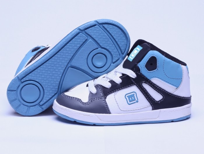 Model sepatu sekolah anak laki-laki sd terbaru keren 2018