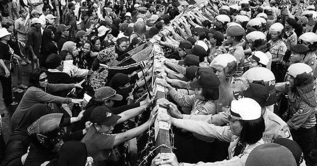 Stabilisasi Politik dan Keamanan sebagai Dasar Pembangunan Masa Orde Baru