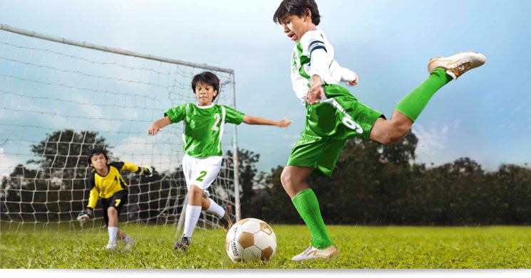 PTK OLAHRAGA MODEL PEMBELAJARAN PERMAINAN SEPAK BOLA