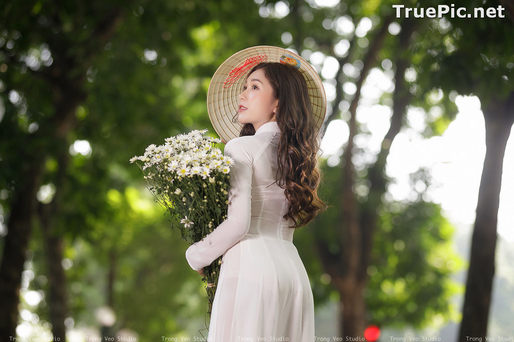 Image The Beauty of Vietnamese Girls with Traditional Dress (Ao Dai) #1 - TruePic.net - Picture-12