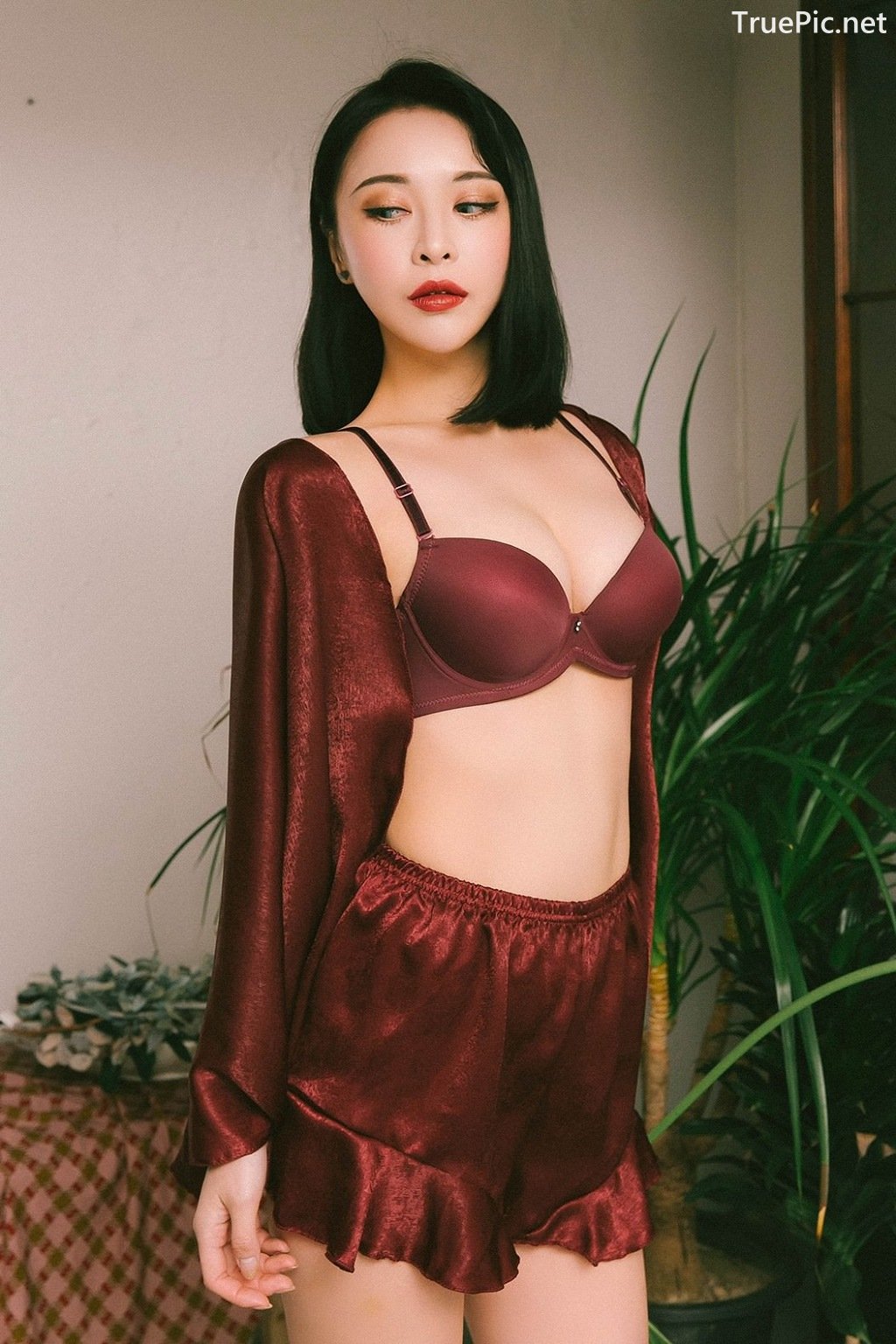 Image-Korean-Fashion-Model-Ryu-Hyeonju-We-x-You-Lingerie-Set-TruePic.net- Picture-41