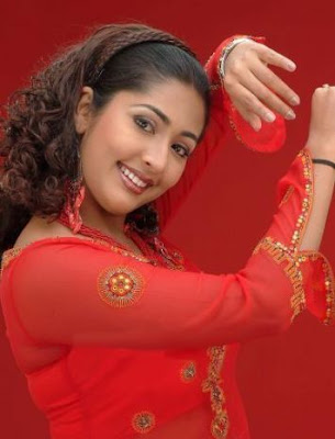 South-Indian-Hot-Actress-Navya-Nair