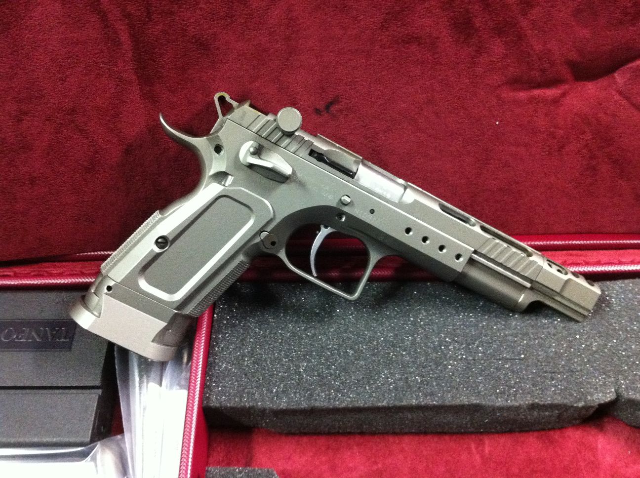 Tanfoglio Eric Custom Gold - 9mm Major - GK Finish