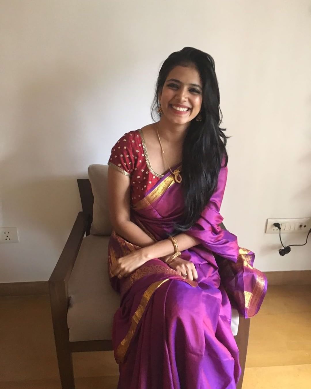 Malavika mohanan IMAGES, GIF, ANIMATED GIF, WALLPAPER, STICKER FOR WHATSAPP & FACEBOOK