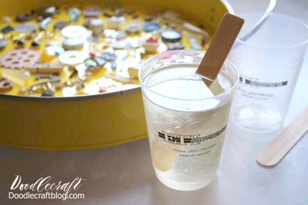 Make an I spy game resin trinket serving tray