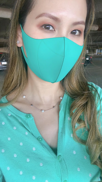 hmnkind-Antibacterial-Performance-Face-Mask-Selfie hmnkind Antibacterial Performance Face Mask in Teal