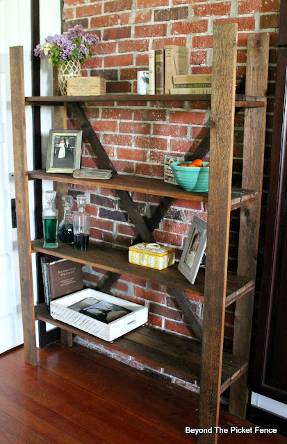 Rustic Ladder Shelf Made from FREE Wood