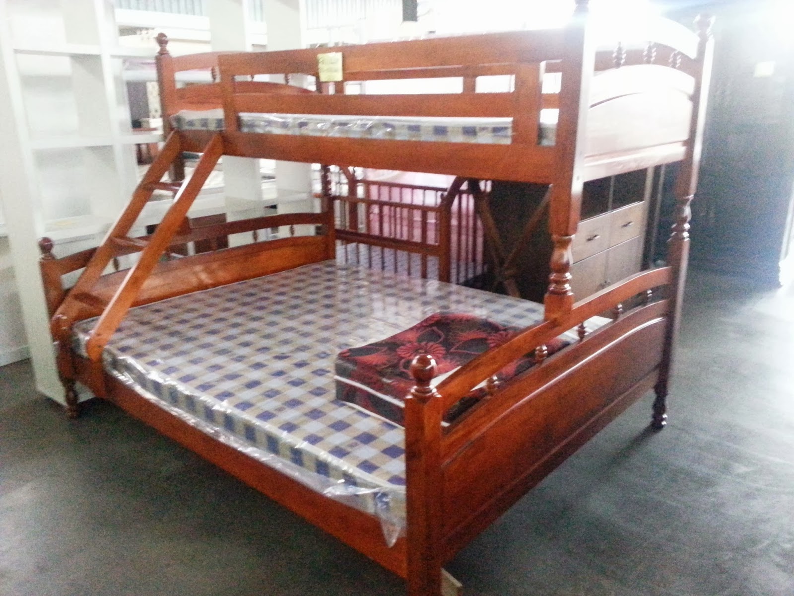 Aqilahaiqal Ourprideourjoy Birthday Present For Farah Aqilah Bila Ibu Tanya Adik Nak Hadiah Apa Jawab Katil 2 Tingkat Hahaha Xtahan Sungguh Demand Dengan Rela Hati Pun Belanja La