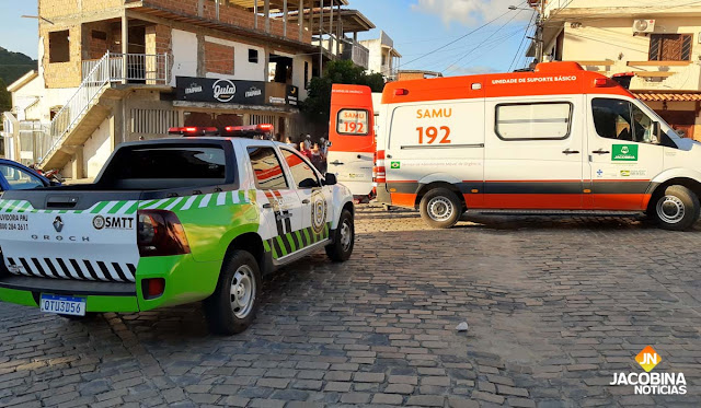 Colisão entre moto e carro deixa mãe e filho feridos em Jacobina; SMTT conduz motorista