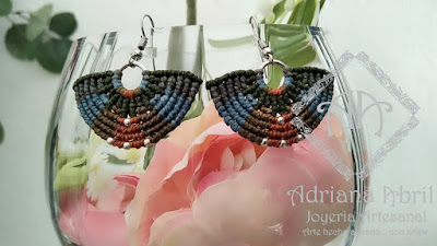 Pendientes en macramé, aros, aretes, Earrings, hoops, earrings in macramé by #AdrianaAbril instagram