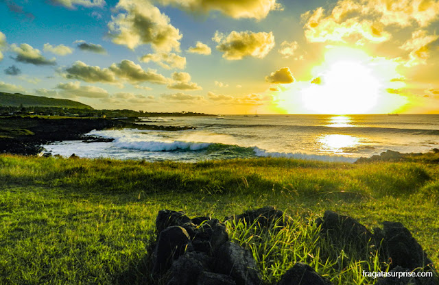Pôr do sol na Ilha de Páscoa