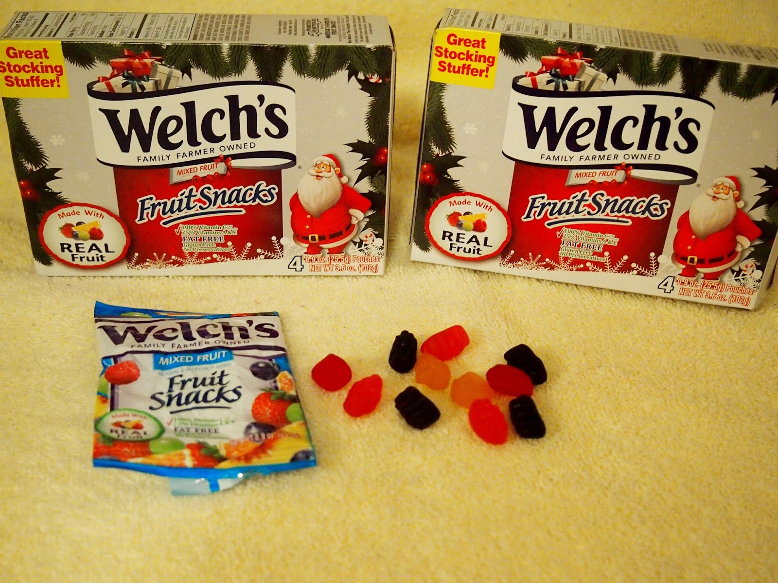Heck Of A Bunch Welch's Christmas Fruit Snacks Review