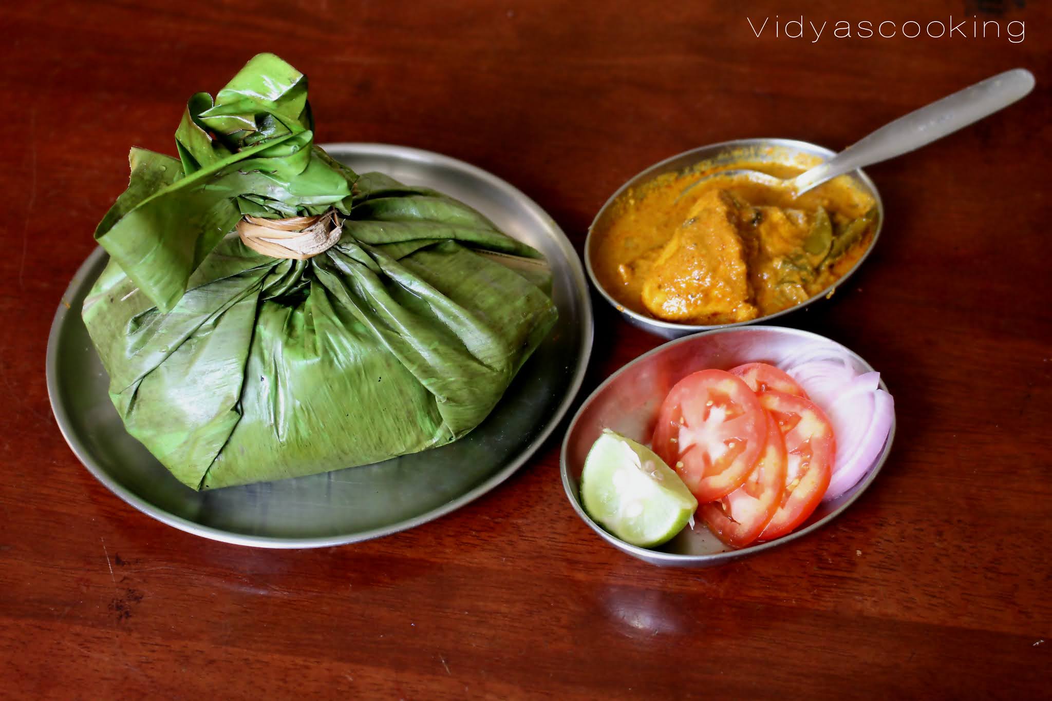 Chicken Kizhi Parotta / Kozhi Potalam Parotta Recipe