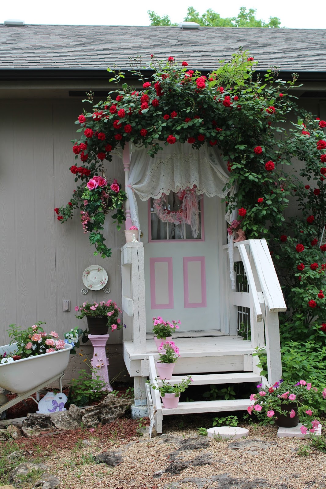 Olivia's Romantic Home Shabby Chic Garden