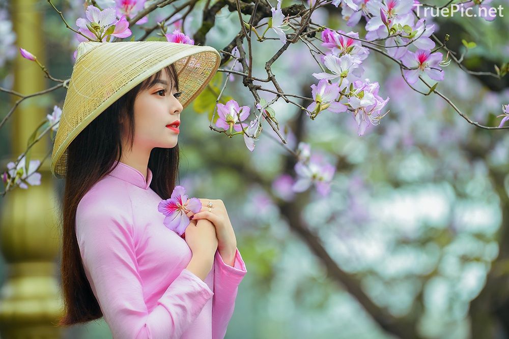 Dreamy purple of Ao Dai - Gentle and Soft of beautiful girls - Vietnamese traditional dress