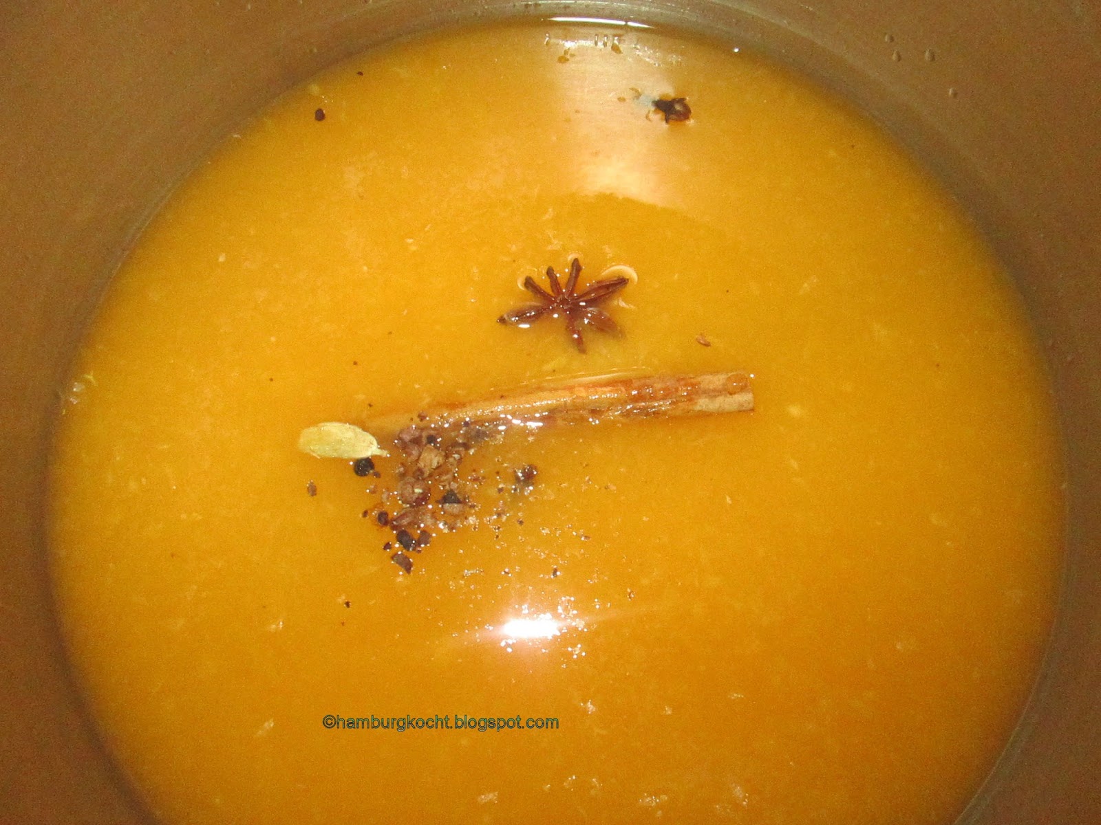 Hamburg kocht!: Mandarinen-Gewürz-Sirup, das 2. Sieben Sachen Sonntag ... Hamburg kocht!: Mandarinen-Gewürz-Sirup, das 2. Sieben Sachen Sonntag ...