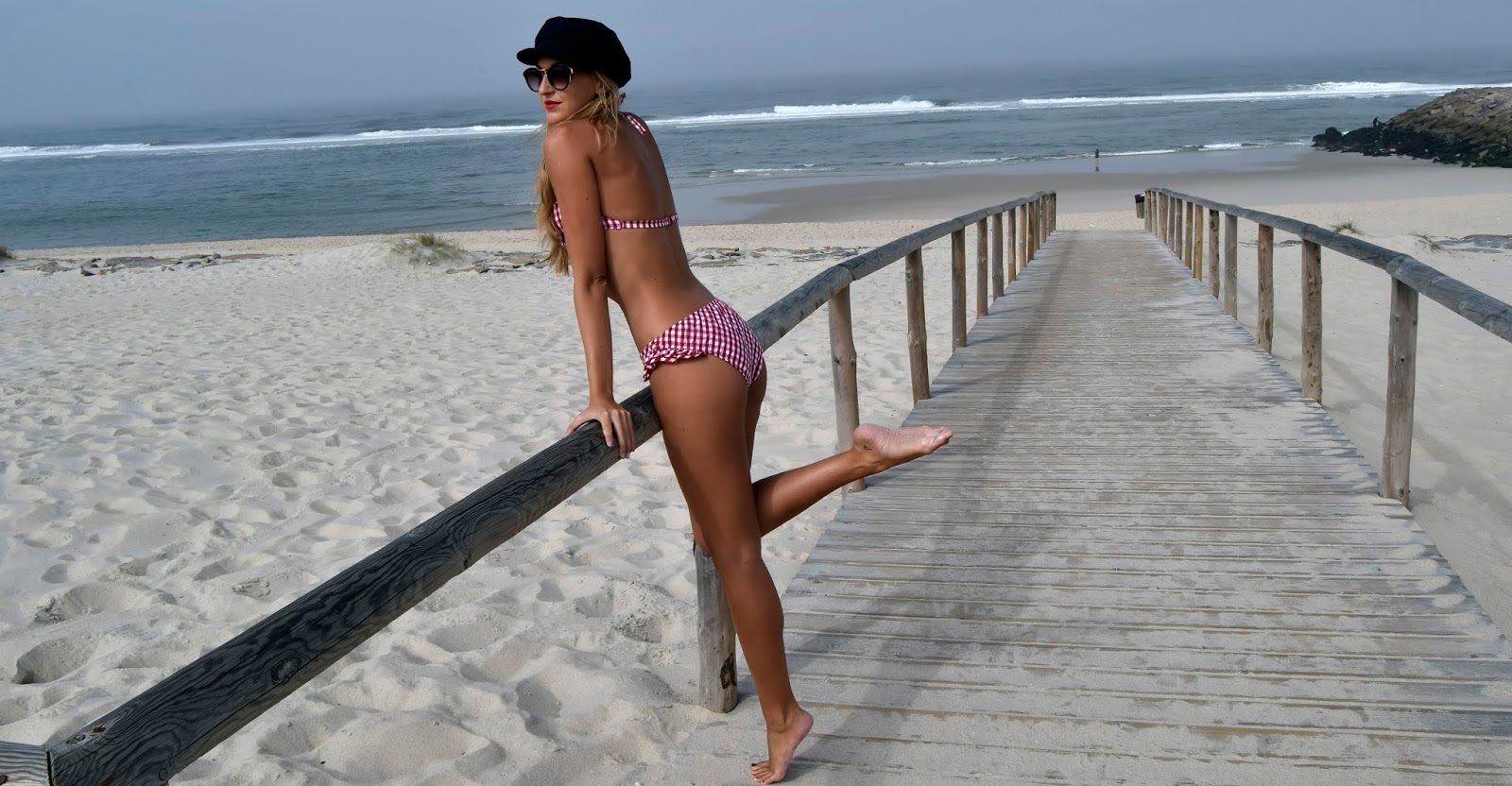 Bikini cuadro vichy rojo en Costa Nova Si Coppelia Vistiera de Prada