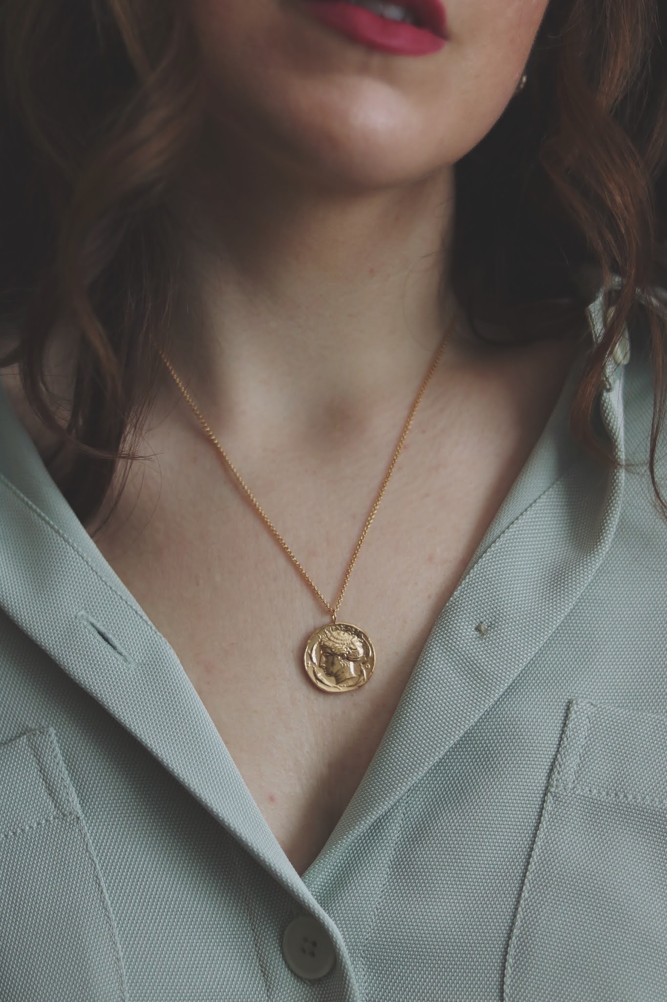 Gold necklace Syracuse pamela card vancouver blogger