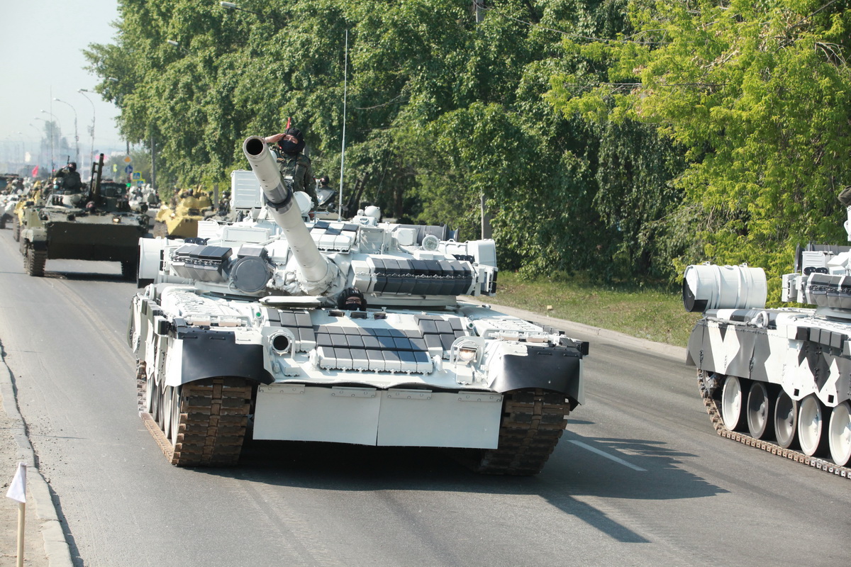 The Dead District Combat vehicles in arctic camouflage