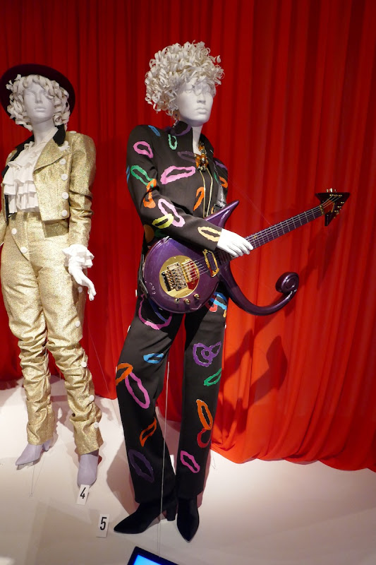 Yara Shahidi Black-ish Zoey Johnson Prince tribute costume Yara Shahidi Blackish Zoey Johnson Prince tribute costume