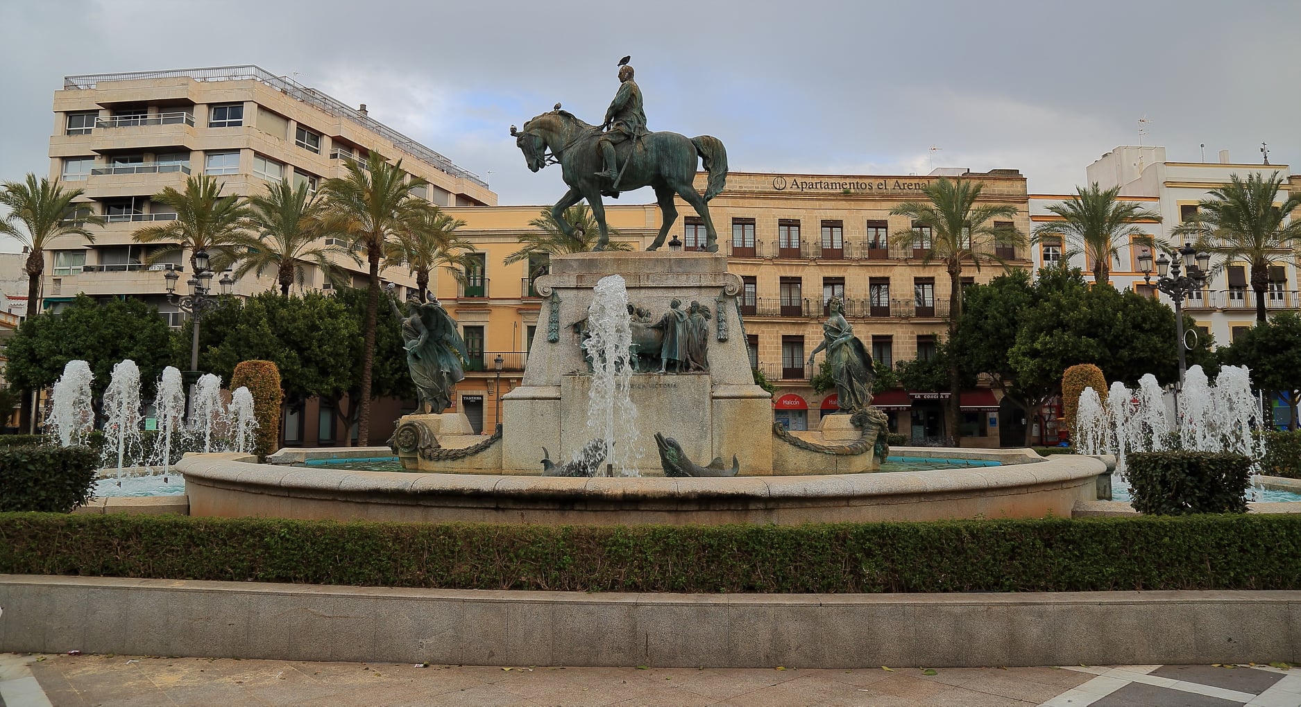 FOTOPACOVA Plaza del Arenal ó Plaza de los Reyes Católicos. ( Jerez de la Frontera ) FOTOPACOVA Plaza del Arenal ó Plaza de los Reyes Católicos. ( Jerez de la Frontera )