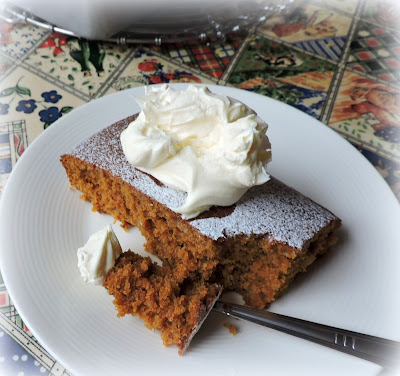 Pumpkin Molasses Cake