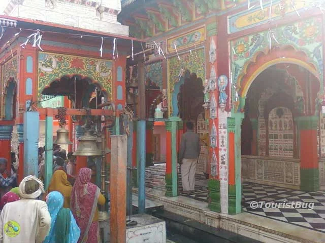 Hanuman Garhi Mandir Ayodhya