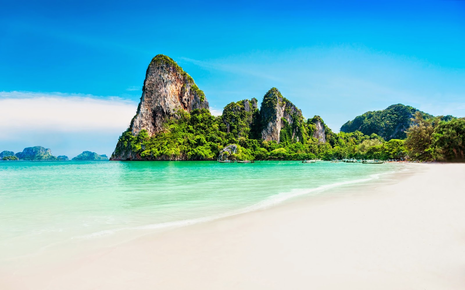 Beach-Tropical-Background-Wallpaper-Summer