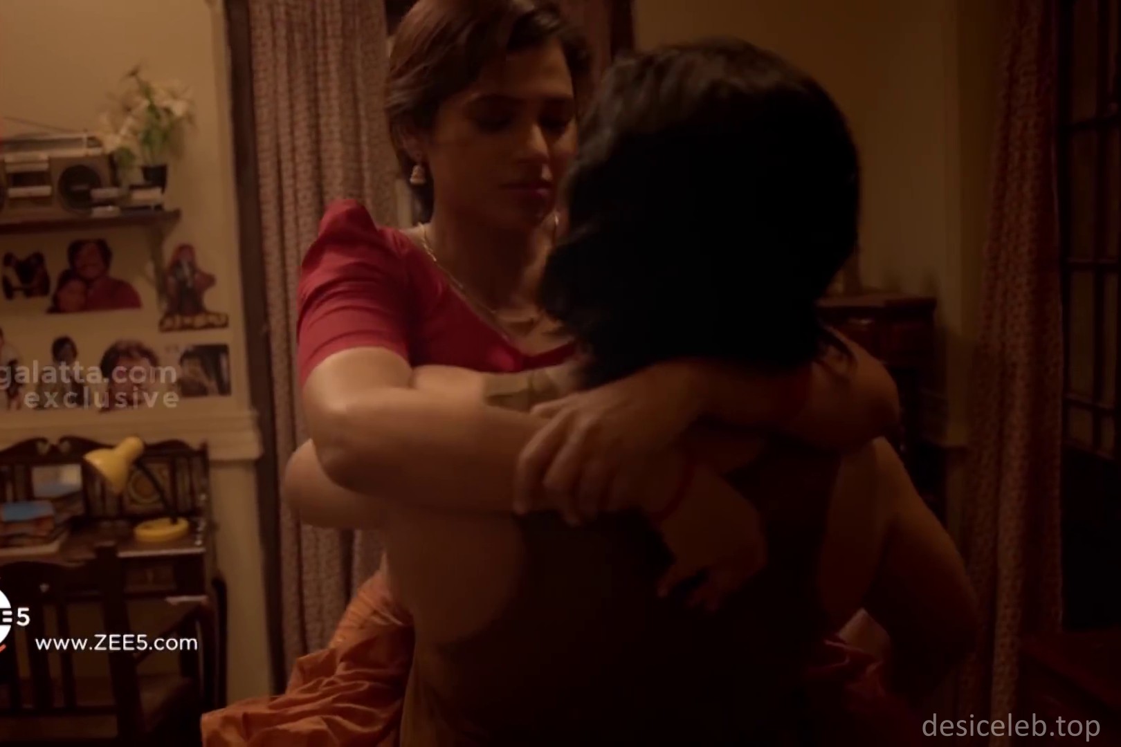 Ramya Pandiyan , Gayatri Rema Sexy Scene Mugilan Web Series