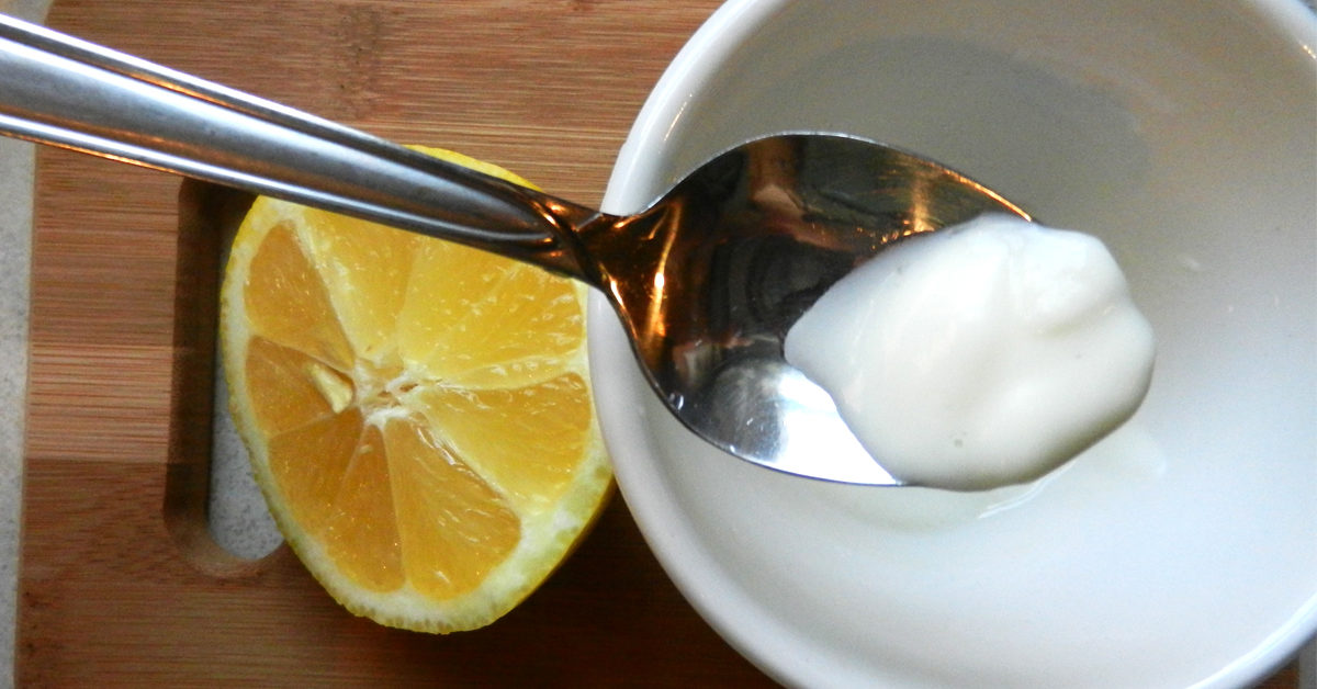 What Happens When You Mix Lemon Juice With Baking Soda?