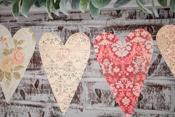 DIY Valentine Decoration Craft: Paper Heart Hanging for DIY Room Decor on  Valentine's Day 