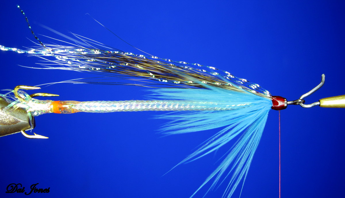 Flies step by step Snake fly, step by step.