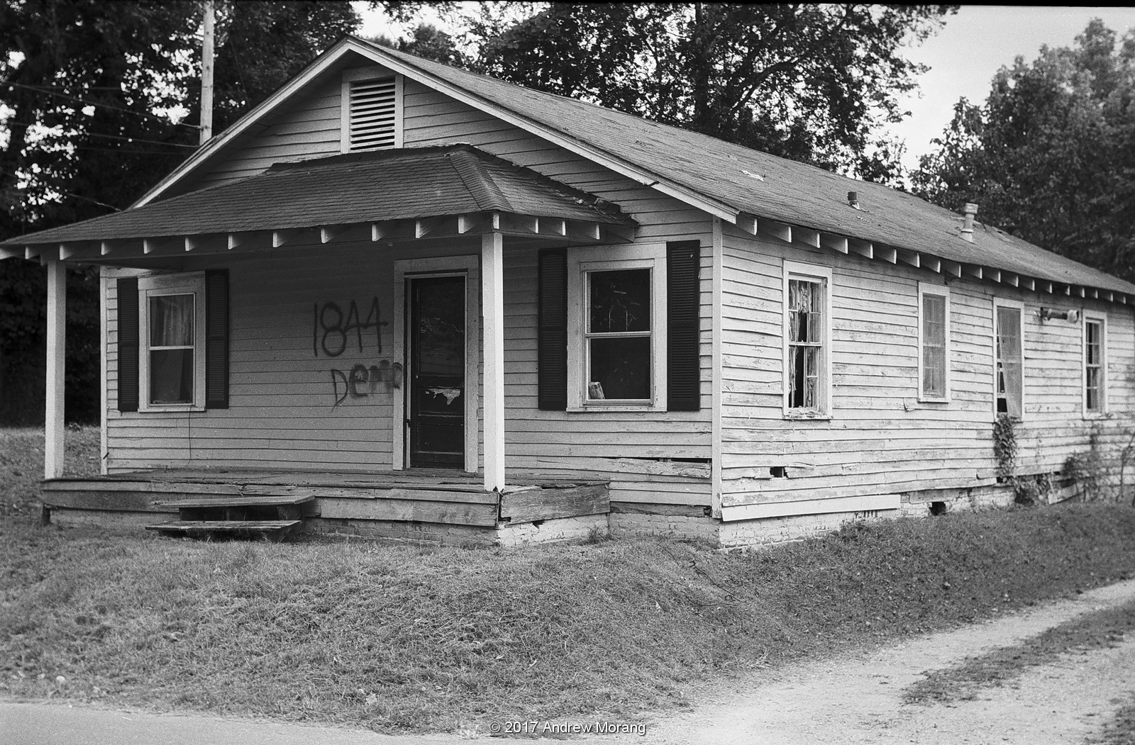 Urban Decay Footloose around Vicksburg with Black and White Film