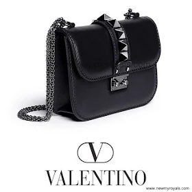 Princess Victoria Style VALENTINO Chain Bag
