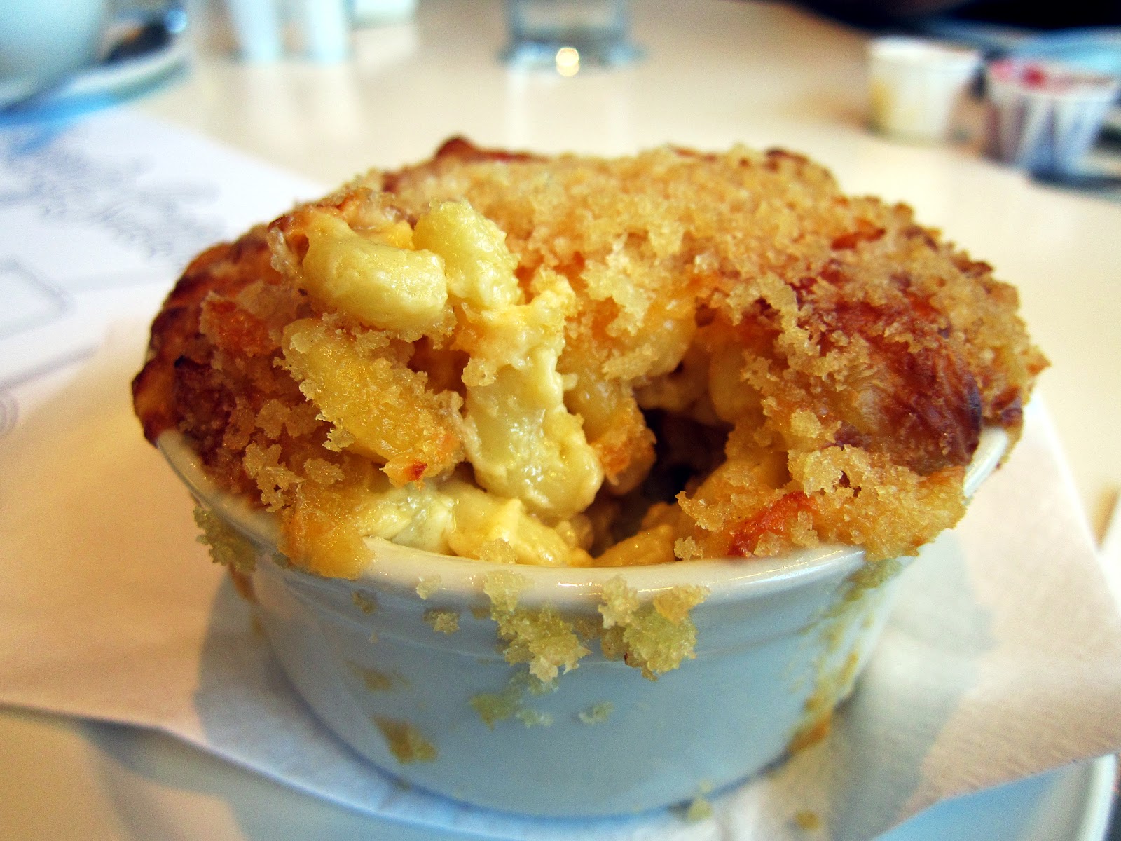 The Puff List: Beauty's Luncheonette - Montreal