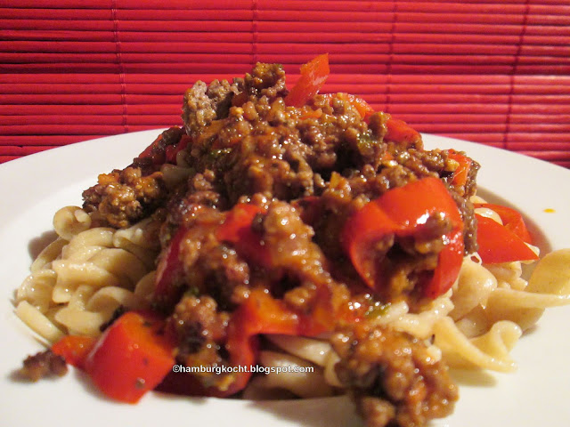 Hamburg kocht!: Kochen ohne Tüte: Paprika-Hack-Pfanne Hamburg kocht!: Kochen ohne Tüte: Paprika-Hack-Pfanne