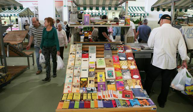 Resultado de imagem para Há Livros no Mercado portimao