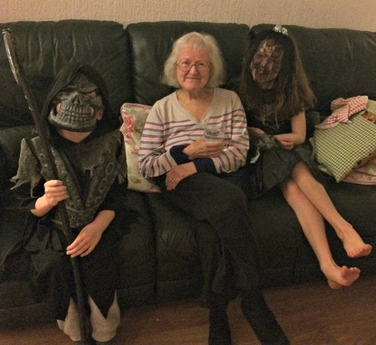 Hobbis children with Nain Brooks, Halloween 2016