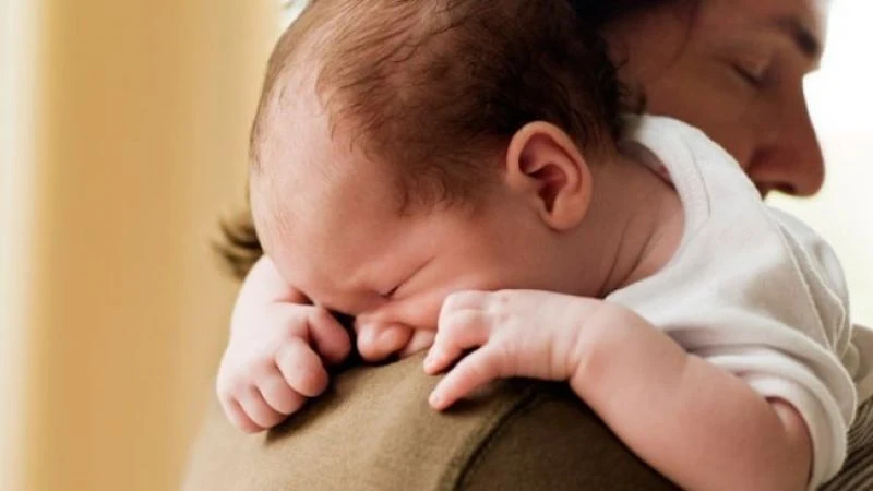 Bebeğinde reflü olan annelere 10 öneri