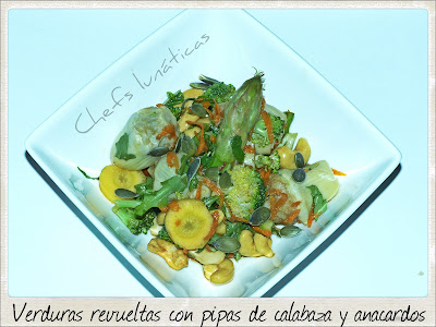 http://chefslunaticas.blogspot.com.es/2016/06/verduras-revueltas-con-pipas-de.html