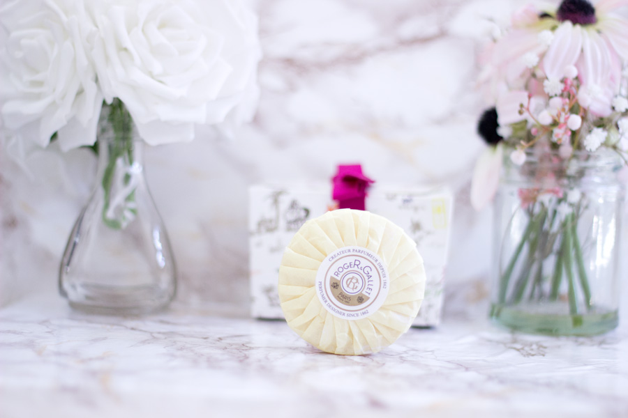FashStyleLiv: Roger & Gallet Perfumed Soap Review