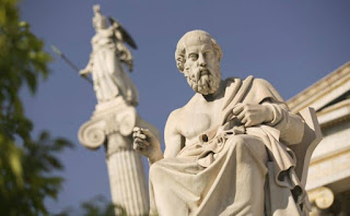 <img src=”تمثال لأرسطو جالسا.jpg” alt=”الأخلاق عند أرسطو “/>