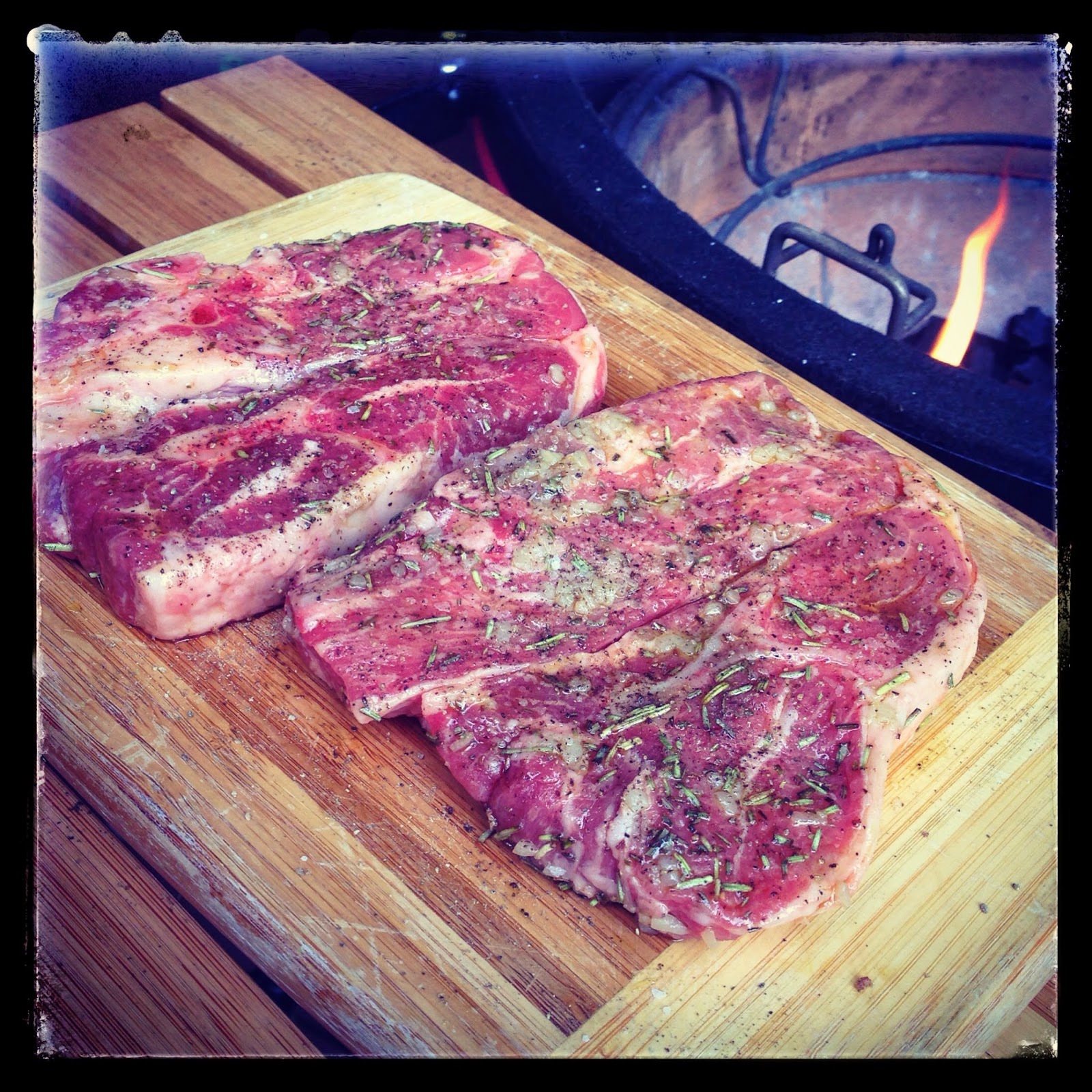 QJunkies BBQ Addiction Kamado Joe Rosemary Seared Lamp Chops