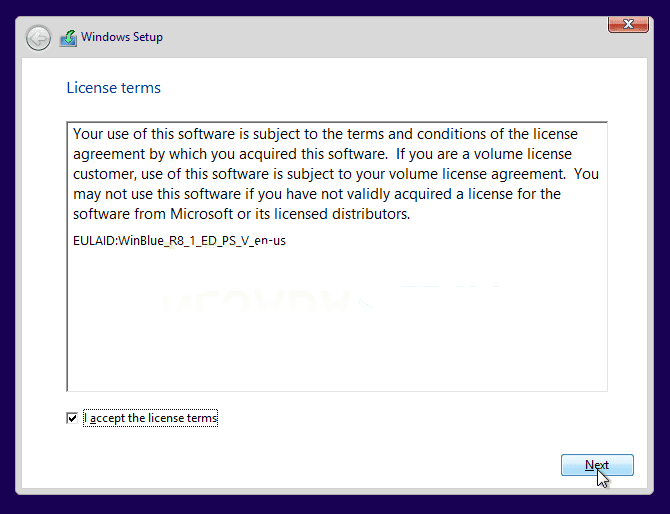 accept lisence untuk install windows 8