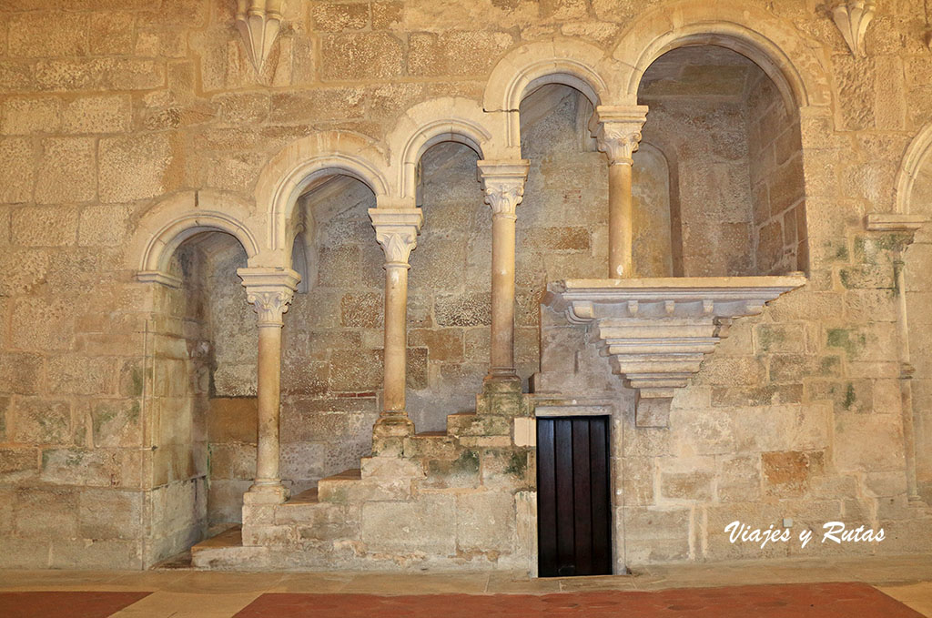 Púlpito del refectorio del Monasterio de Alcobaça