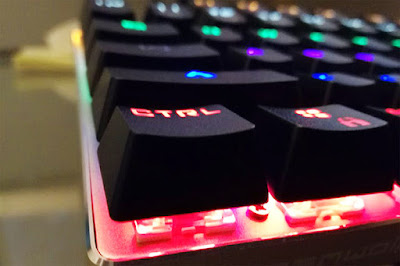 keyboard mechanical gaming gamers rgb light color