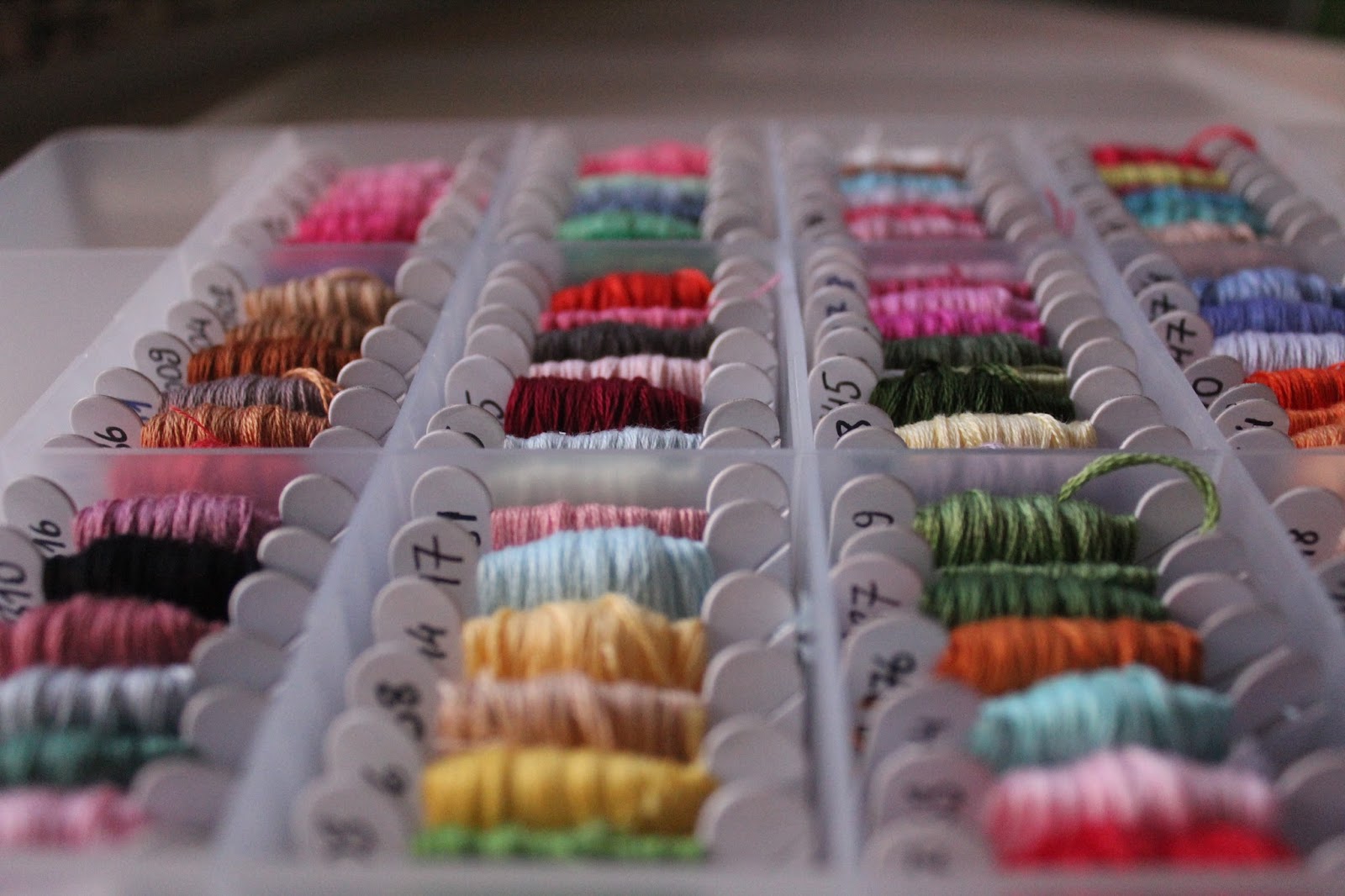 мулине шоп. набор мулине. Dmc th452. мулине "мулине 550" dmc 550. канва и нитки мулине.