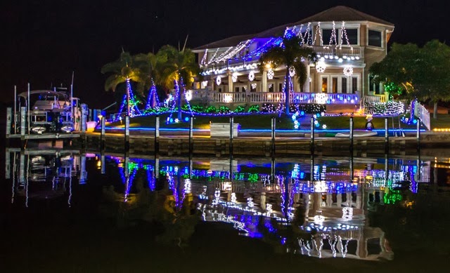 2022 Punta Gorda Fl Christmas Parade New Life Changes in Latitudes, Changes in Attitudes