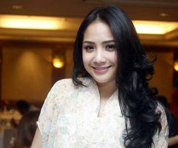 Biografi Nagita Sketsa Biografi Nagita Sketsa