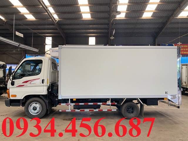 Xe đông lạnh 2.5 tấn Hyundai N250SL Xe đông lạnh 2.5 tấn Hyundai N250SL